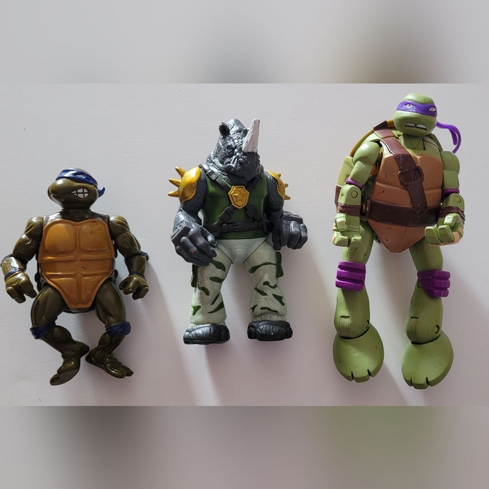 3 Vintage Ninja Turtles